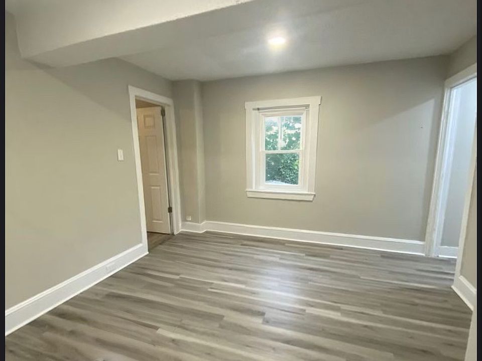 2nd image of 535 E Lafayette St #2