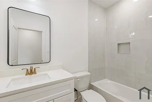 5921 Mountwood St #B — Photo 13