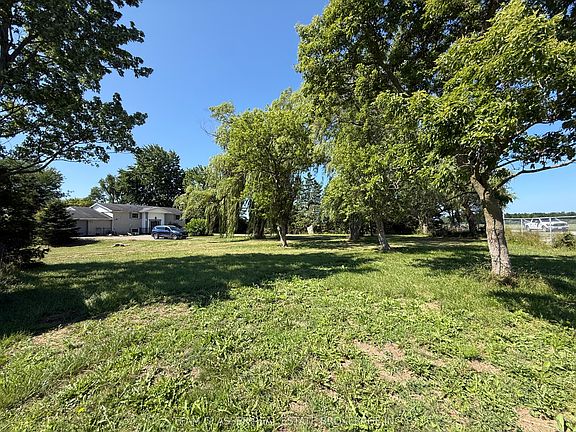 4th image of 7395 Westminster Dr