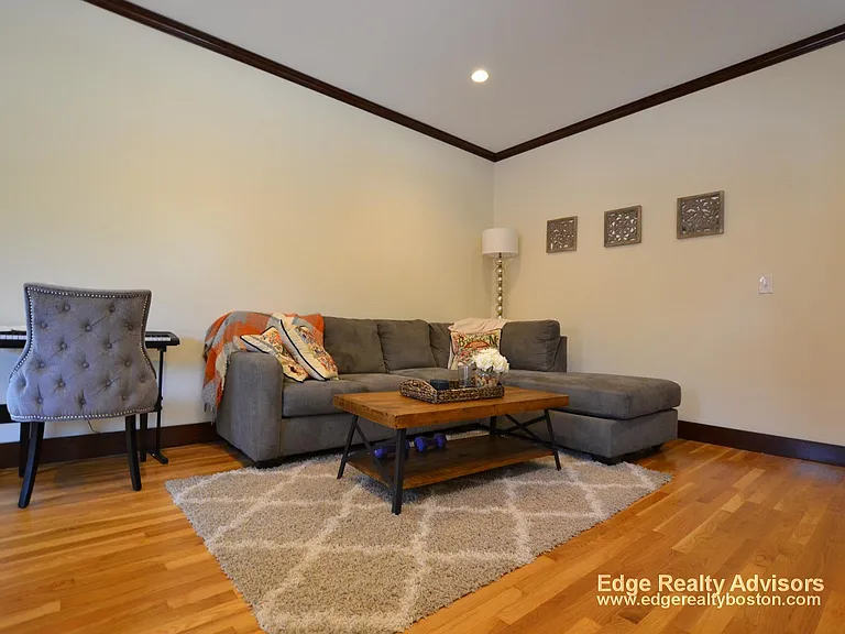 40 Lincoln St #1 — Photo 9