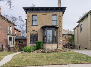 265 Macnab St S, Hamilton, ON