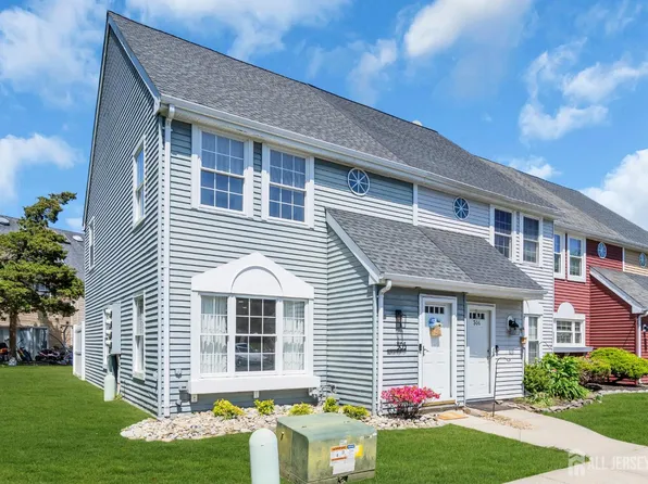 305 Beach Plum Ct, Tuckerton, NJ 08087