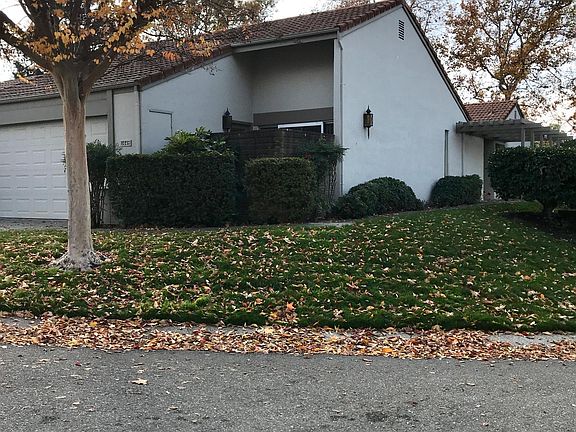 Rare, End Unit, Single Story