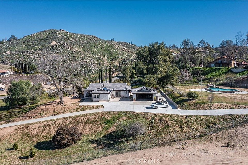 20585 Broadview Dr, Perris, CA 92570 Zillow