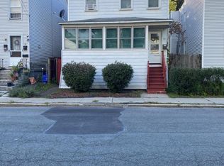 12 Raymo St, Albany, NY 12209