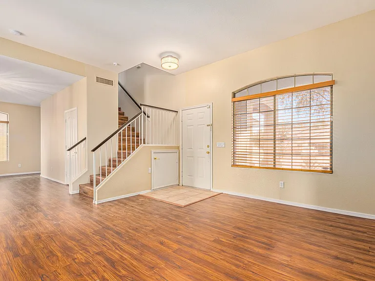 25845 N 47th Pl — Photo 3