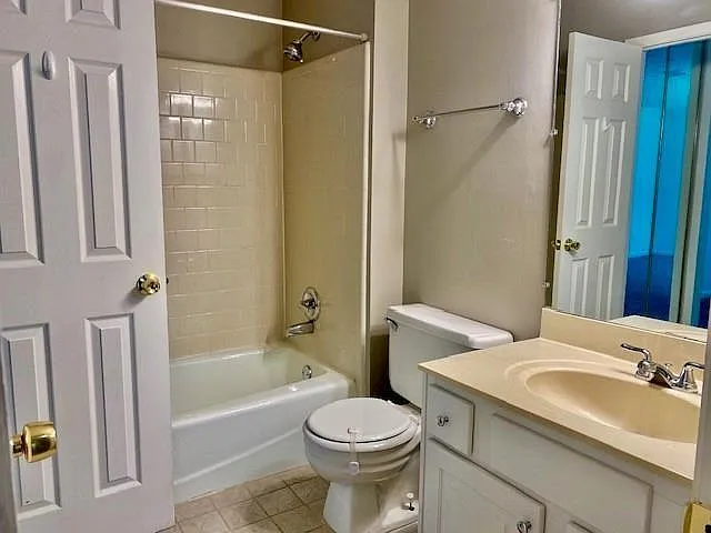 2121 Heritage Trace Dr — Photo 13