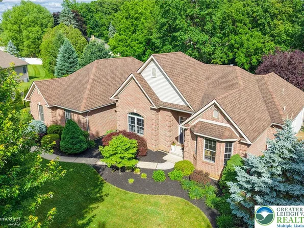 235 Hopewell Dr, Allentown, PA 18104