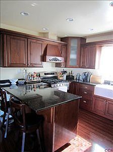 2nd image of 526 E Sunset Ave
