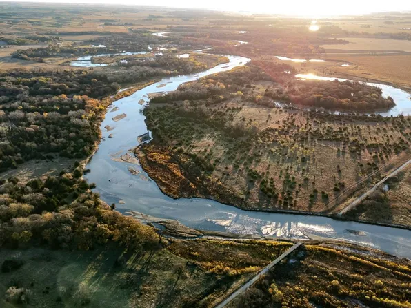 84597 Highway 275, Oakdale, NE 68761