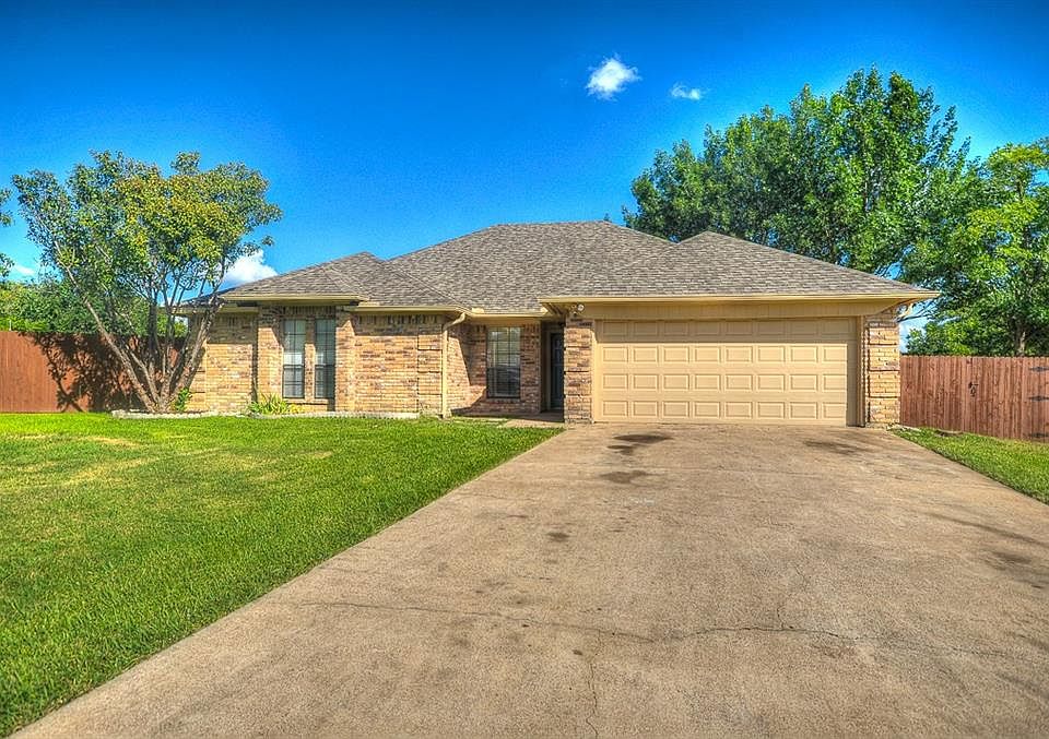 1st image of 7201 Windcrest Ct E