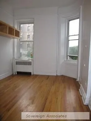 Rented by Sovereign Associates | media 13