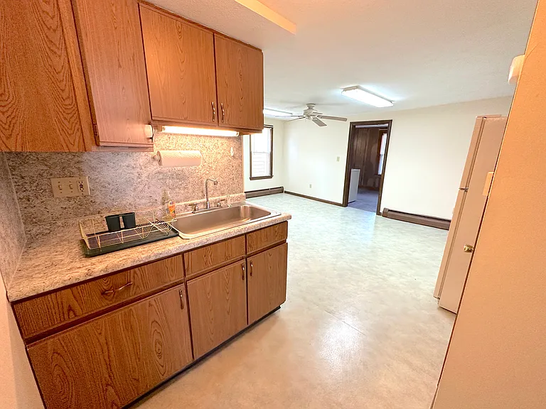 22 Kossuth St #101 — Photo 6