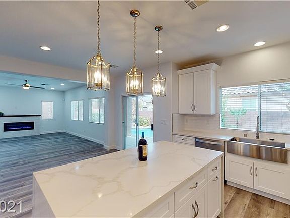 4th image of 768 Tillis Pl