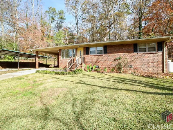 316 Friar Tuck Road, Clarkesville, GA 30523