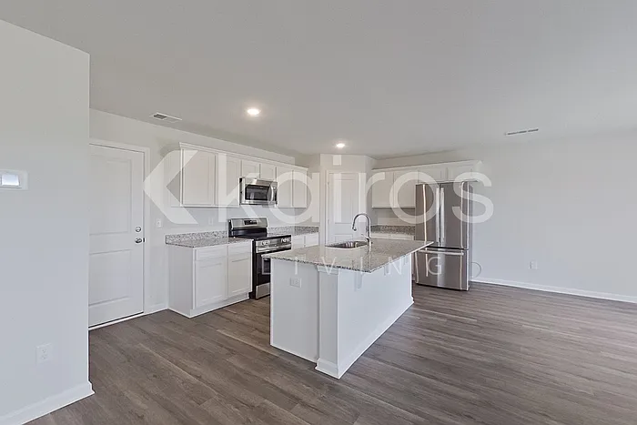 43 Springdale Rd — Photo 6