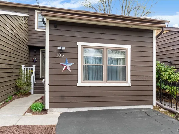 105 Tuller Rd, North Syracuse, NY 13212