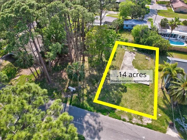 7131 Oakwood Dr Lot 13, New Pt Richey, FL 34652
