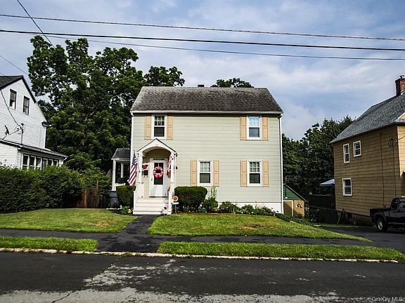 2nd image of 38 Woodlawn Ave