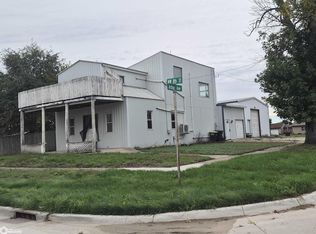 303 NW 8th St, Eagle Grove, IA 50533