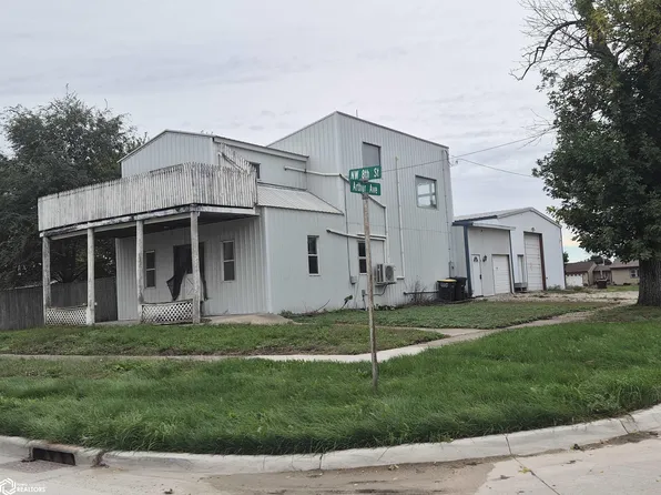 303 NW 8th St, Eagle Grove, IA 50533