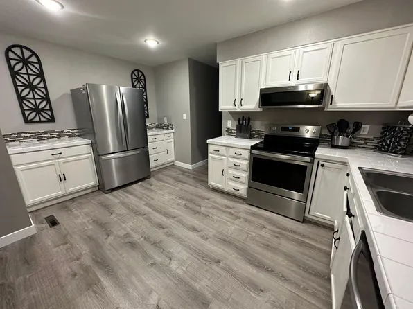 2408 Austin Ave, Loveland, CO 80538