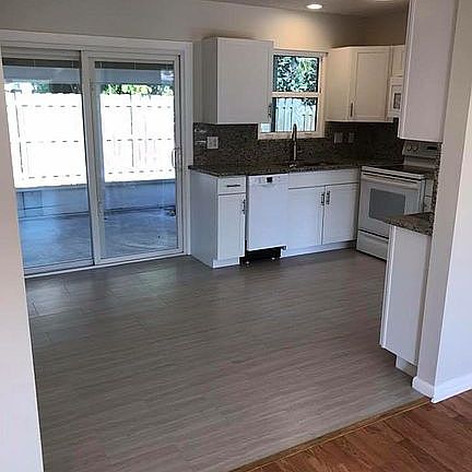 5th image of 2950 15th St