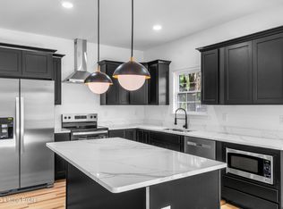 339 Plaza Ave, Louisville, KY 40218