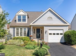 21071 Danbury Ct, Sterling, VA 20164