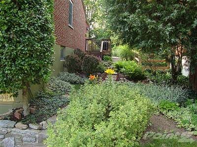 3rd image of 1608 Cumberland Ave
