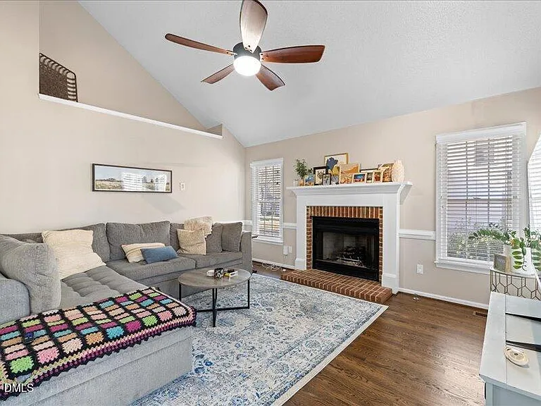8625 Vanburgh Ct — Photo 12