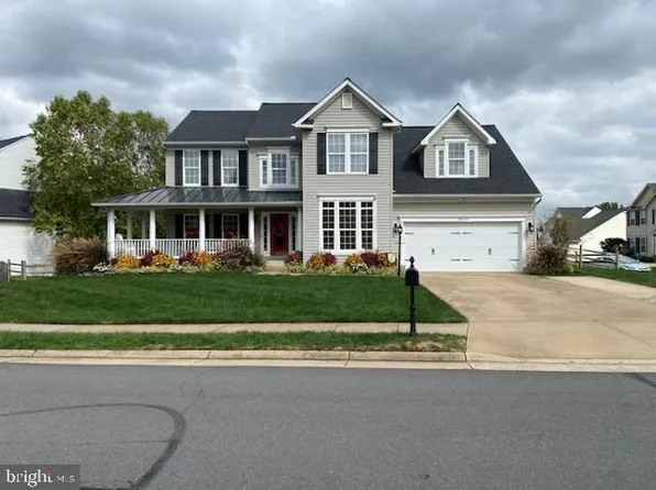 18714 Drummond Pl, Leesburg, VA 20176