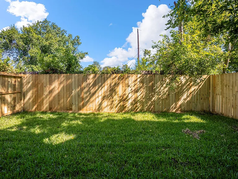 4201 Oats St #A — Photo 42