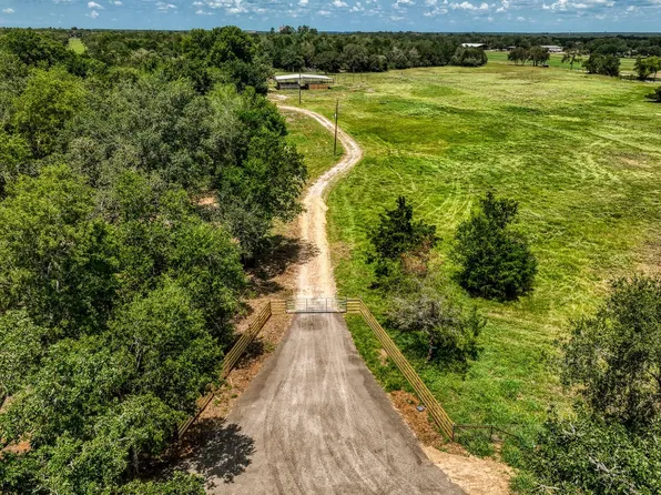 1922 County Road 324, Caldwell, TX 77836