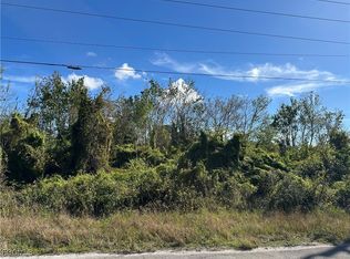 943 Joponica Ave S, Lehigh Acres, FL 33974