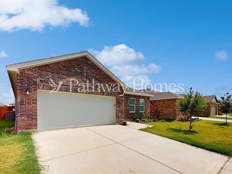 1408 Ancer Way — Photo 2