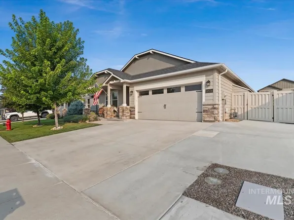 10574 W Catmint Dr, Star, ID 83669