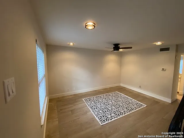 2811 Woodbury St #403 — Photo 3