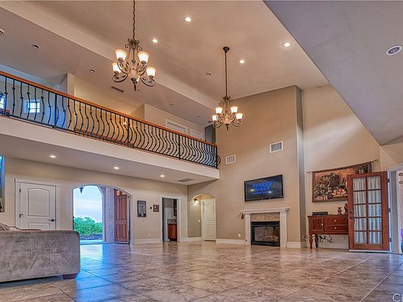 2nd image of 40021 Hidden Meadow Cir