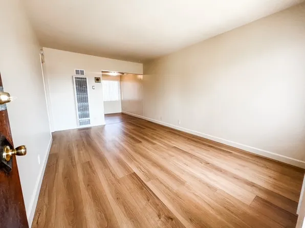 6334 Cedar St Unit D, Huntington Park, CA 90255