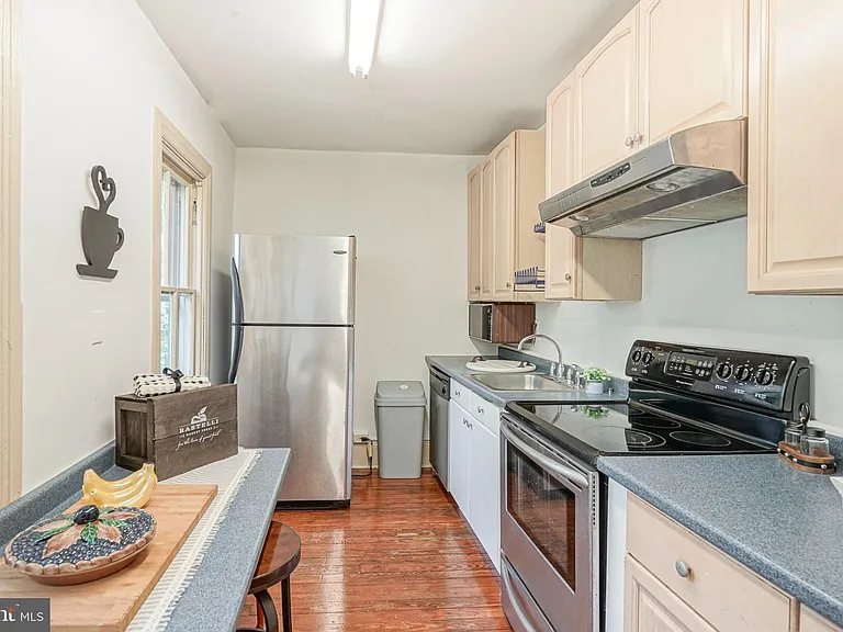 315 Chestnut St — Photo 25
