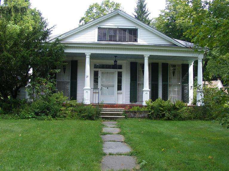 1st image of 25 Maple St