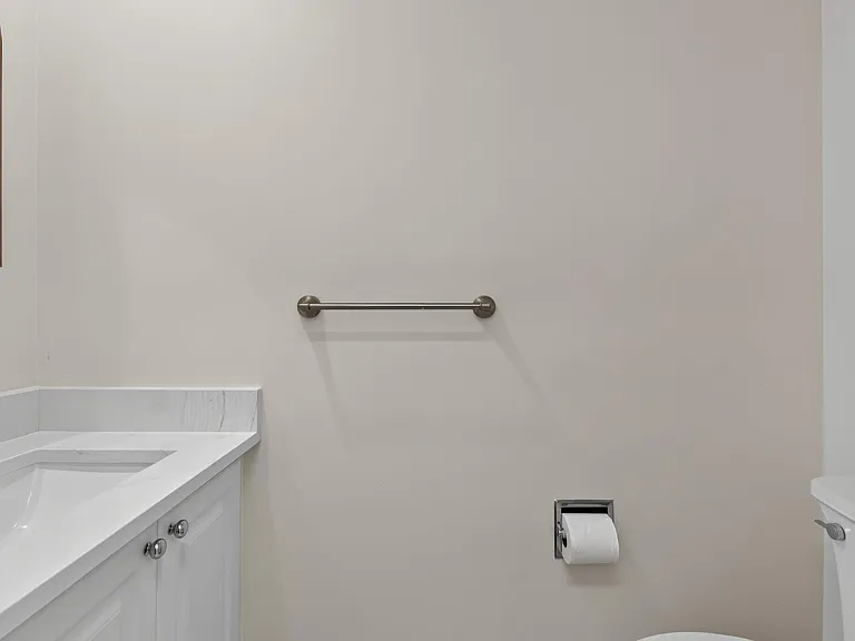 112 Santa Barbara Way — Photo 7