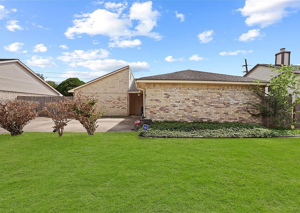 1st image of 16315 La Luna Drive