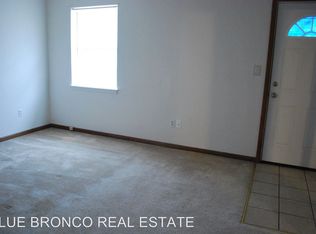 166 NW Vesper St, Blue Springs, MO 64014