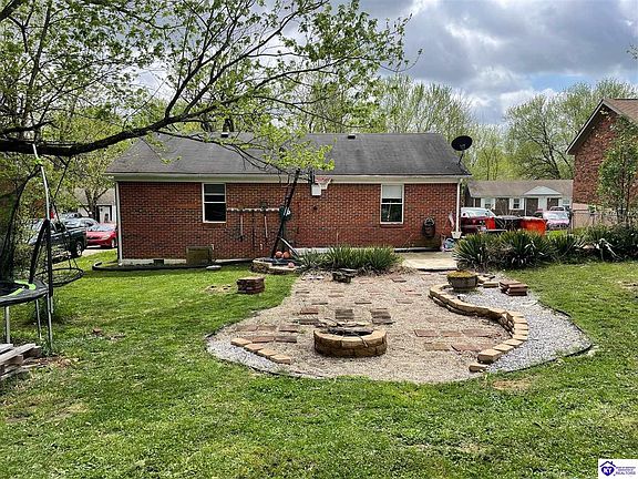 2nd image of 69 Tall Oak Ct