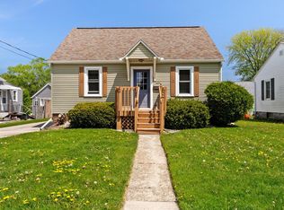 1425 S 32nd St, Manitowoc, WI 54220