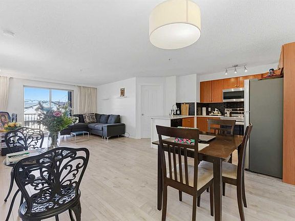 4th image of 60 E Panatella St NW #4208