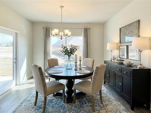 5th image of 10685 Relic Rd N