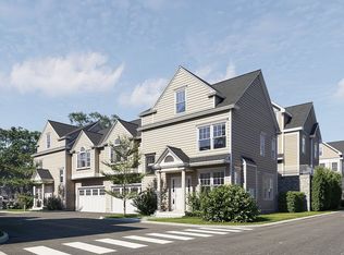 91 Hope St #34, Stamford, CT 06906